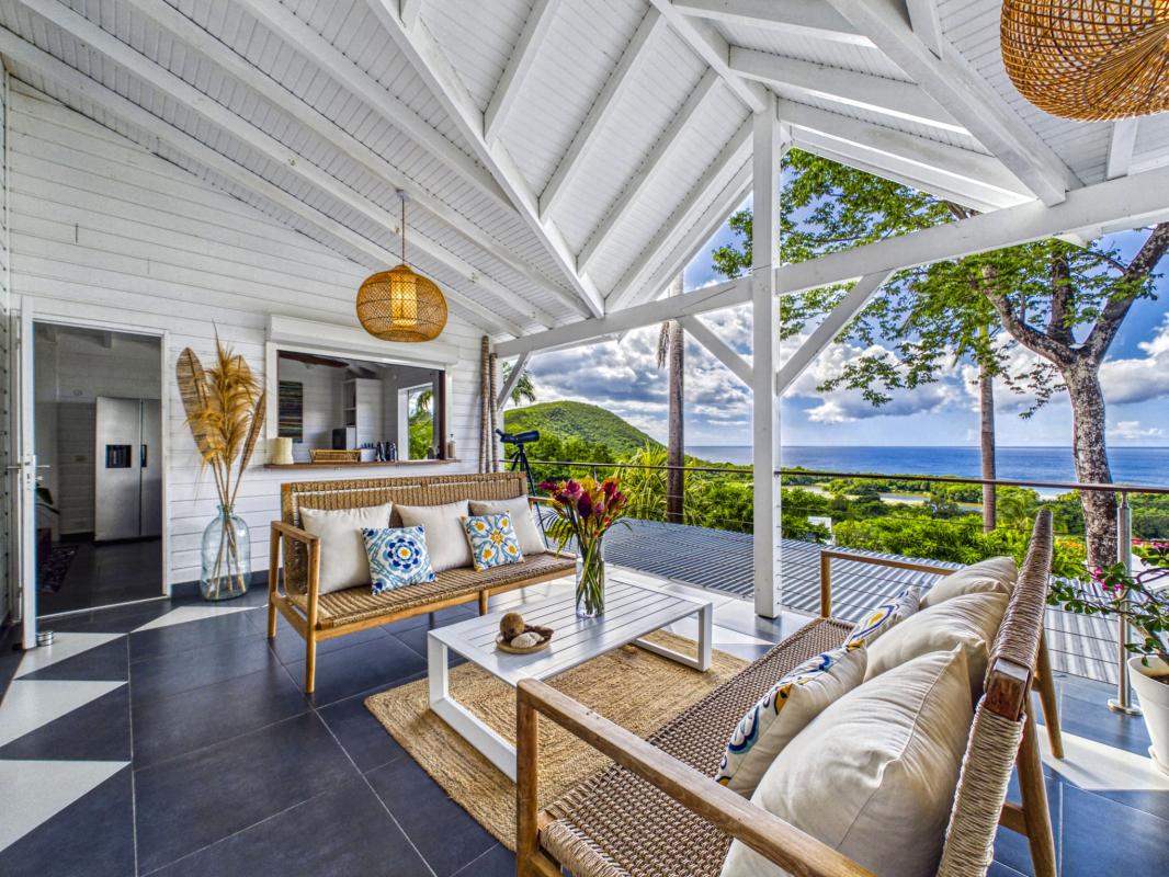 7.Guadeloupe Deshais- location villa 4 chambres 8 personnes avec piscine vue Mer